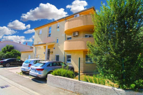 Apartment Radica 2357